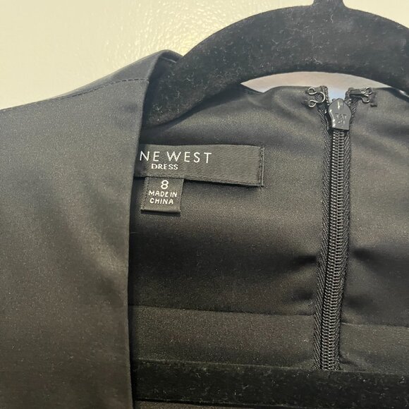 Nine West Little Black Dress - Size 8 - perfect for Christmas parties or NYE - Picture 2 of 6